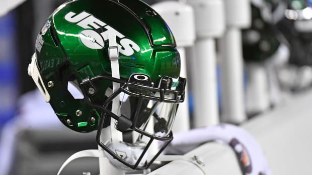 New York Jets helmet on sideline